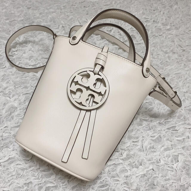 Tory Burch(トリーバーチ)のトリーバーチ　ミニバケツ レディースのバッグ(ショルダーバッグ)の商品写真