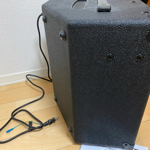 アンペグ　ampeg  ベースアンプ　ほぼ新品 楽器のベース(ベースアンプ)の商品写真