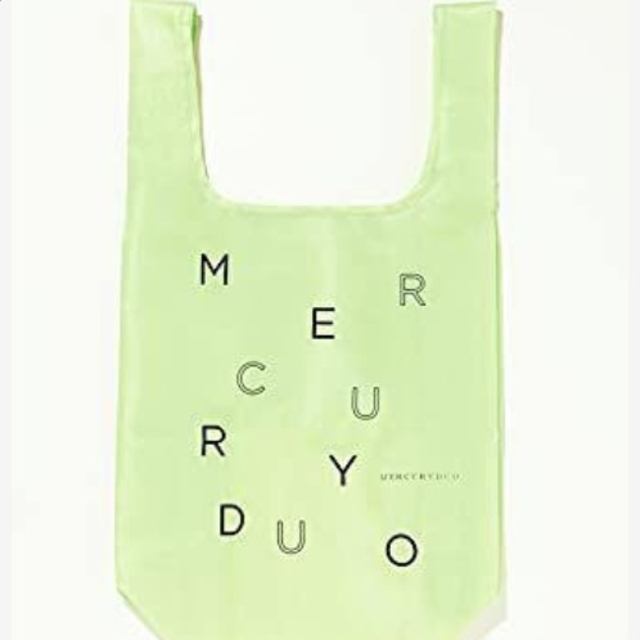 MORE 7月号 付録】マーキュリーデュオ ライムグリーン色エコバッグ レディースのバッグ(エコバッグ)の商品写真