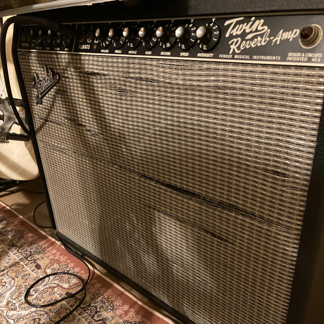 Fender(フェンダー)のFender twin Reverb  フェンダー ツインリバーブ 楽器のギター(ギターアンプ)の商品写真