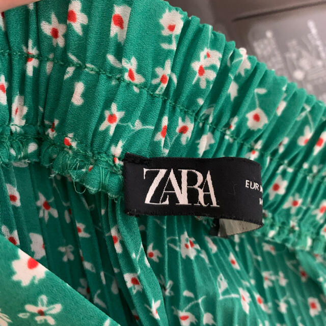 ZARA(ザラ)のZARA プリーツスカート レディースのスカート(ロングスカート)の商品写真