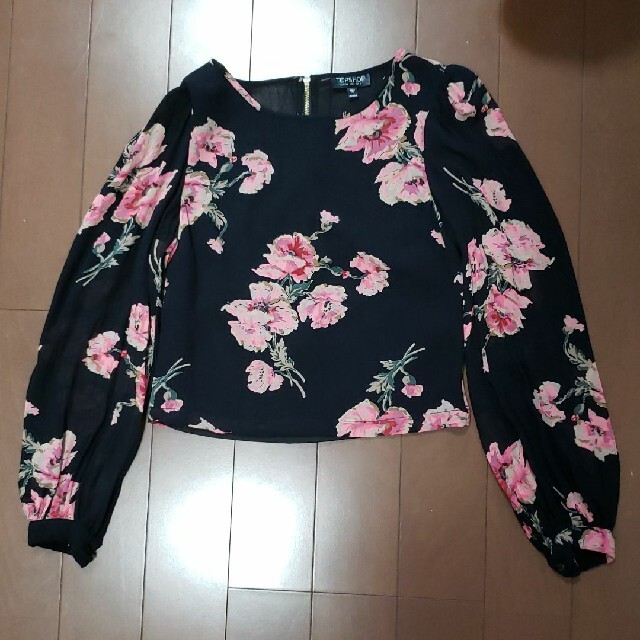 TOPSHOP(トップショップ)のTOPSHOP 花柄ブラウス レディースのトップス(シャツ/ブラウス(長袖/七分))の商品写真