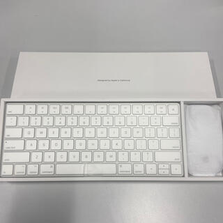 アップル(Apple)のmagic keyboard(US)+ magic mouse2 未使用(PC周辺機器)
