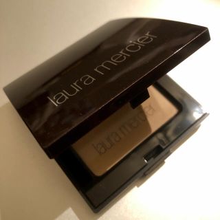 ローラメルシエ(laura mercier)のローラメルシエ ミネラルプレストパウダー リアルサンド(フェイスパウダー)