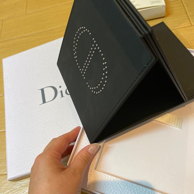 Christian Dior(クリスチャンディオール)のマサハヤ様専用　ディオール　ノベルティミラー　未使用 レディースのファッション小物(ミラー)の商品写真