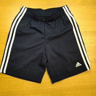 アディダス(adidas)のキッズ 男の子 子供服ハーフパンツ スポーツウェア ランニング 150cm   (パンツ/スパッツ)