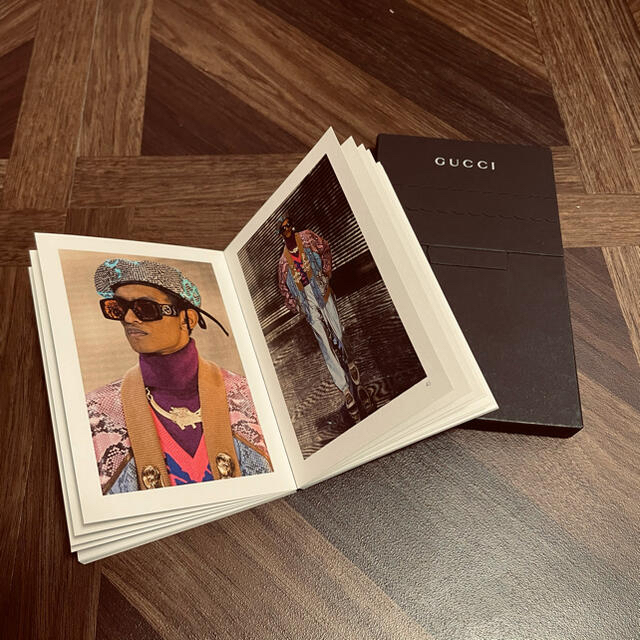 Gucci(グッチ)の新品未開封🌟GUCCI・コレクションブック2019-2020 エンタメ/ホビーの雑誌(ファッション)の商品写真