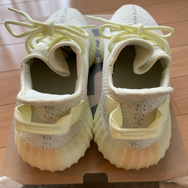 adidas(アディダス)の【専用】YEEZY BOOST 350 V2 BUTTER 25.0 レディースの靴/シューズ(スニーカー)の商品写真