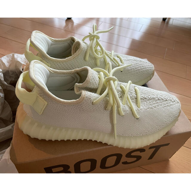 adidas(アディダス)の【専用】YEEZY BOOST 350 V2 BUTTER 25.0 レディースの靴/シューズ(スニーカー)の商品写真