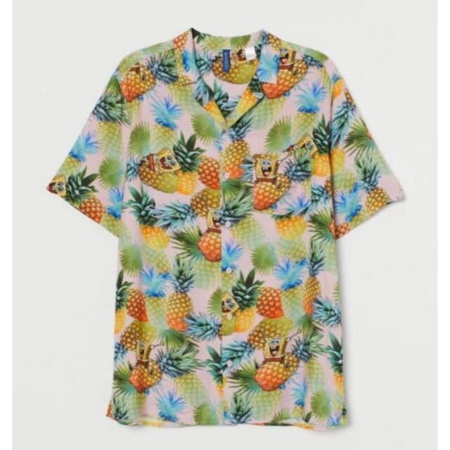 【東京から即日発送】H&M×スポンジボブ アロハシャツ ハワイアンシャツ メンズのトップス(シャツ)の商品写真