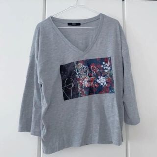 アズールバイマウジー(AZUL by moussy)のアズール　tシャツ　7分丈　トップス(Tシャツ(長袖/七分))