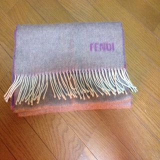 フェンディ(FENDI)のFENDI カシミア混☆ウォームグッズ(マフラー/ショール)