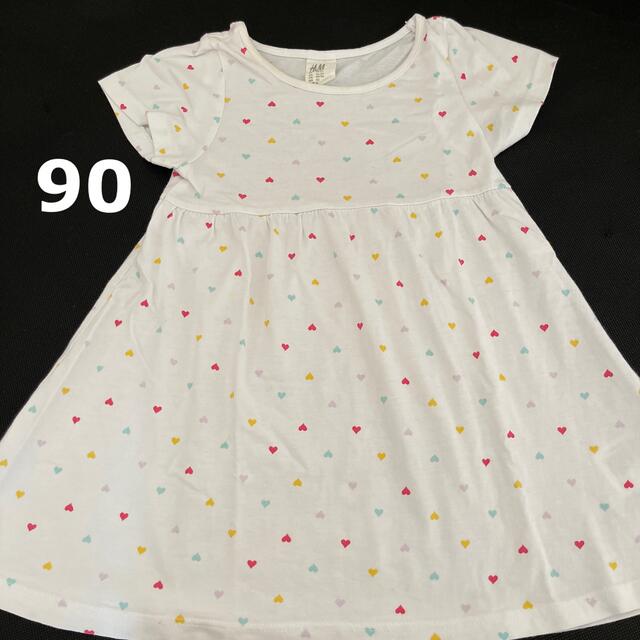 H&M(エイチアンドエム)のH＆M ワンピース 90 ハート柄 キッズ/ベビー/マタニティのキッズ服女の子用(90cm~)(ワンピース)の商品写真