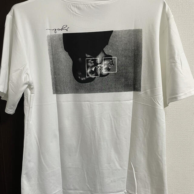 バックプリントTシャツ　レディース　オーバーサイズ　モノクロ　韓国　半袖 レディースのトップス(Tシャツ(半袖/袖なし))の商品写真