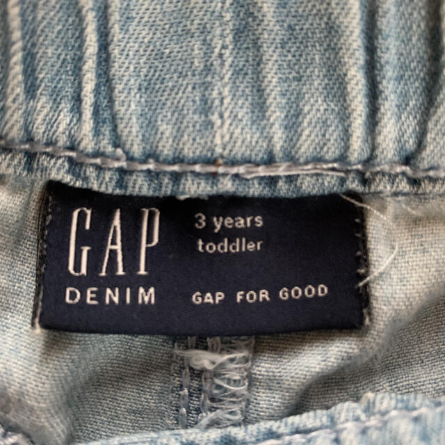 GAP(ギャップ)のGAP ショートパンツ　デニム　キッズ　100 ブルー　短パン キッズ/ベビー/マタニティのキッズ服女の子用(90cm~)(パンツ/スパッツ)の商品写真