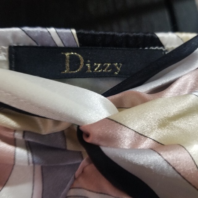 Dizzy ワンピース レディースのワンピース(ひざ丈ワンピース)の商品写真