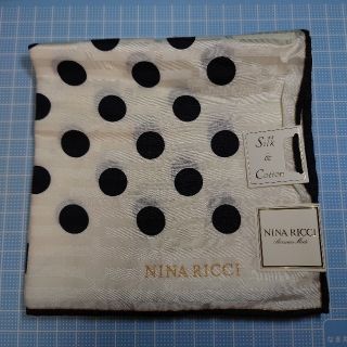 【新品】NINARICCI  大判ハンカチーフ(ハンカチ)