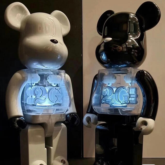 MEDICOM TOY - BE@RBRICK 2G BLACK&WHITE CHROME 400%100 MEDICOM TOY - BE@RBRICK 2G BLACK&WHITE CHROME 400%100