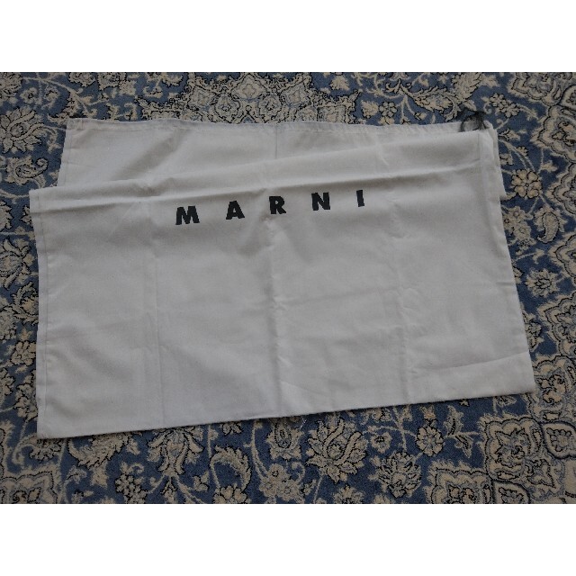 Marni(マルニ)のMARNI 洋服カバー レディースのファッション小物(その他)の商品写真