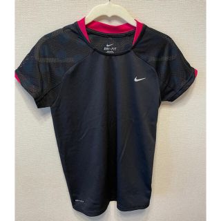 ナイキ(NIKE)の【NIKE ナイキ　DRI-FIT Tシャツ】(ウェア)