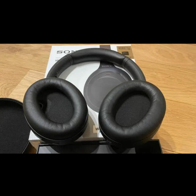 ワイヤレスヘッドホン WH-1000XM4 ブラック 美品 2