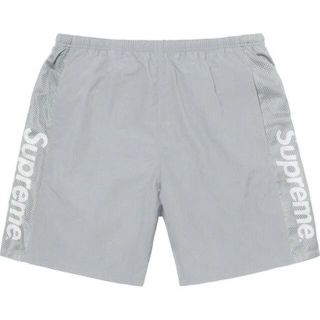 シュプリーム(Supreme)のMサイズ Supreme Mesh Panel Water Short グレー(ショートパンツ)