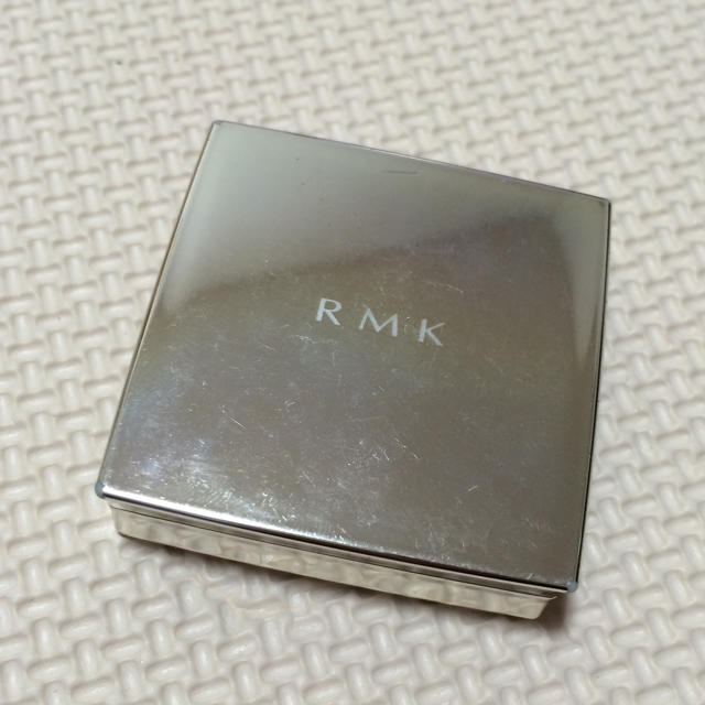 RMK(アールエムケー)のRMK 単色アイシャドウSH-09 コスメ/美容のベースメイク/化粧品(アイシャドウ)の商品写真