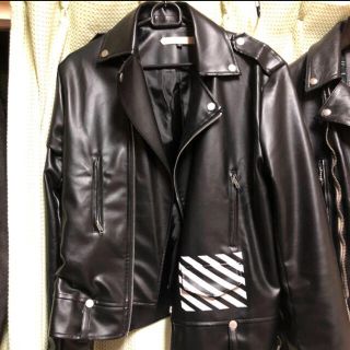 Off-White(レザージャケット)のフリマアイテム一覧 Off-White(レザージャケット)のフリマアイテム一覧