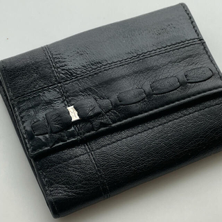 サルヴァトーレフェラガモ(Salvatore Ferragamo)のフェラガモ リボン財布(財布)