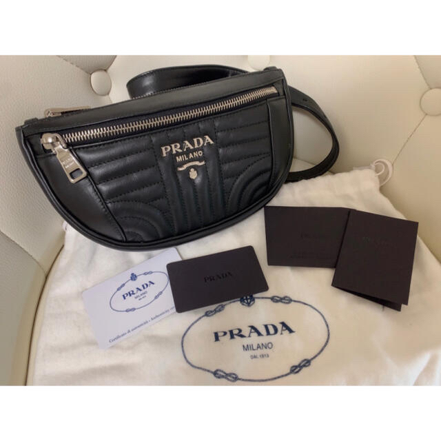 レディースPRADA プラダ ボディバッグ ボディーバッグ ウエストポーチ