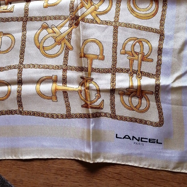 LANCEL - LANCELランセル☆ゴールドチェーン柄スカーフ絹シルク100