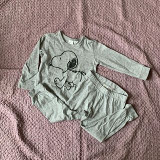 エイチアンドエム(H&M)の【H&M】スヌーピーパジャマ上下セット(パジャマ)