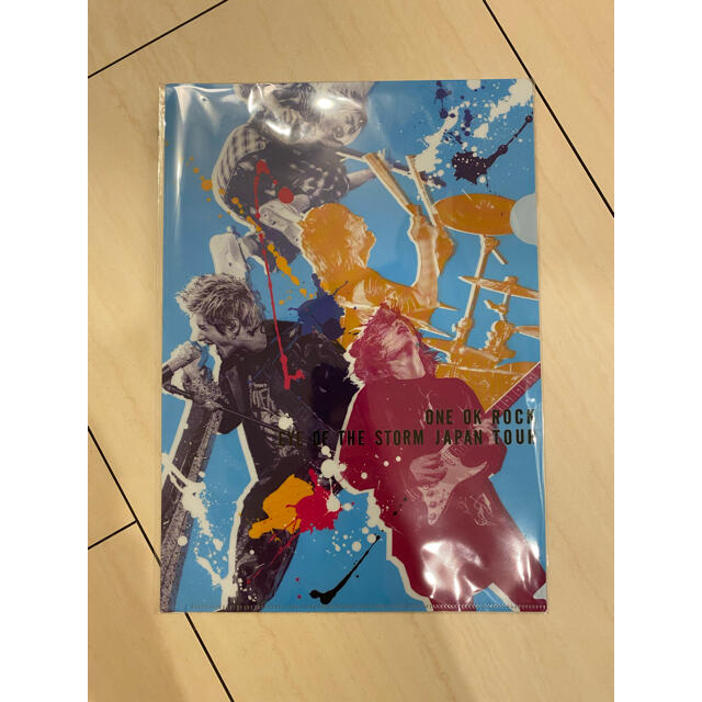 ONE OK ROCK(ワンオクロック)の 【値下げ】EYE OF THE STORM JAPAN TOUR BluRay エンタメ/ホビーのDVD/ブルーレイ(ミュージック)の商品写真