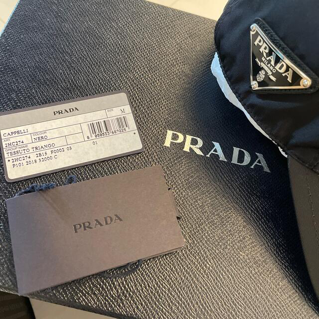 PRADA(プラダ)のPRADA ベースボールキャップ 正規品 レディースの帽子(キャップ)の商品写真