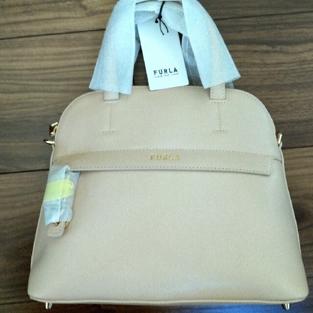 FURLA - FURLA パイパー Sサイズ バレリーナ ホワイトベージュ 新品未使用