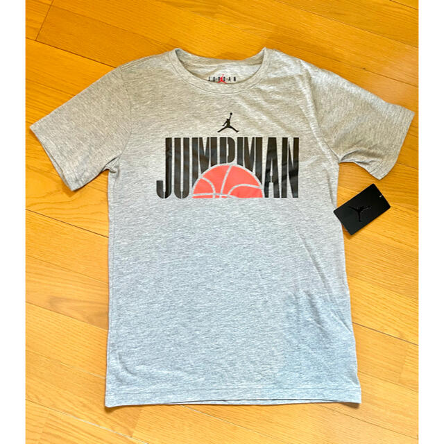 NIKE(ナイキ)のJordan ジョーダン Tシャツ 150 160 キッズ/ベビー/マタニティのキッズ服男の子用(90cm~)(Tシャツ/カットソー)の商品写真