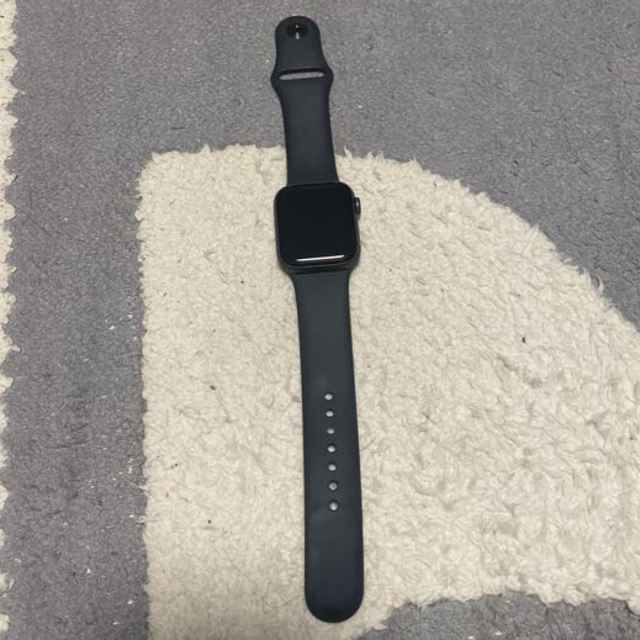 Apple Watch(アップルウォッチ)のApple Watch series5 40mm GPSモデル スマホ/家電/カメラのスマートフォン/携帯電話(その他)の商品写真