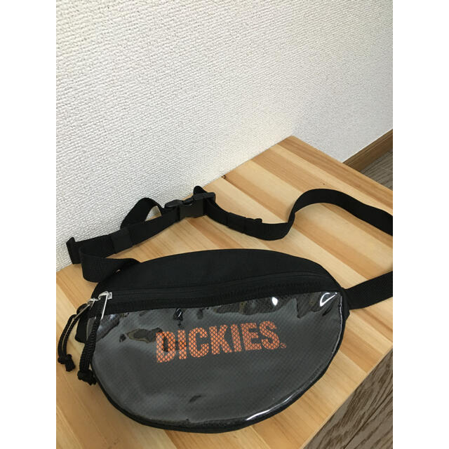 Dickies(ディッキーズ)のDICKIES クリア素材　ボディバッグ メンズのバッグ(ボディーバッグ)の商品写真