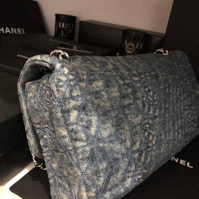 CHANEL(シャネル)のCHANELデニムショルダー レディースのバッグ(ショルダーバッグ)の商品写真