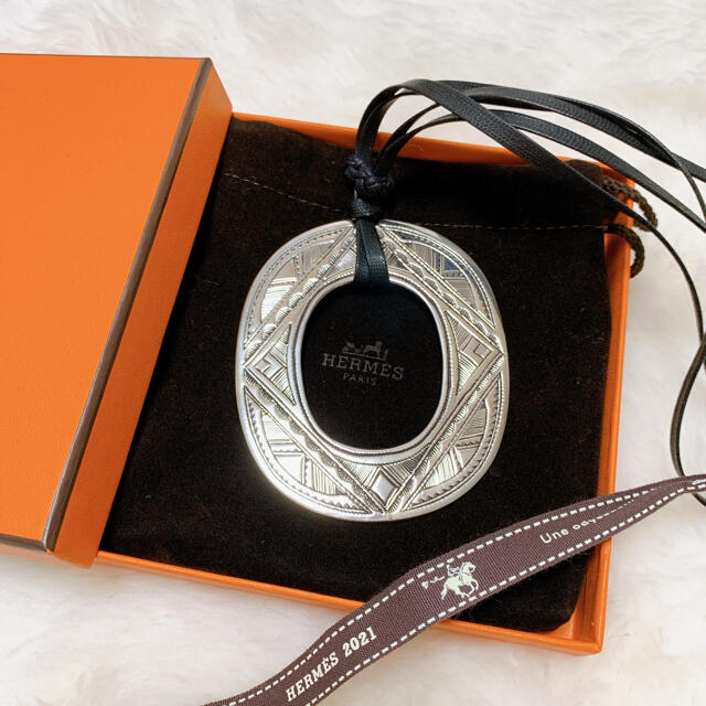 HERMES イスム ネックレス ロゴ馬車 メタル | tspea.org