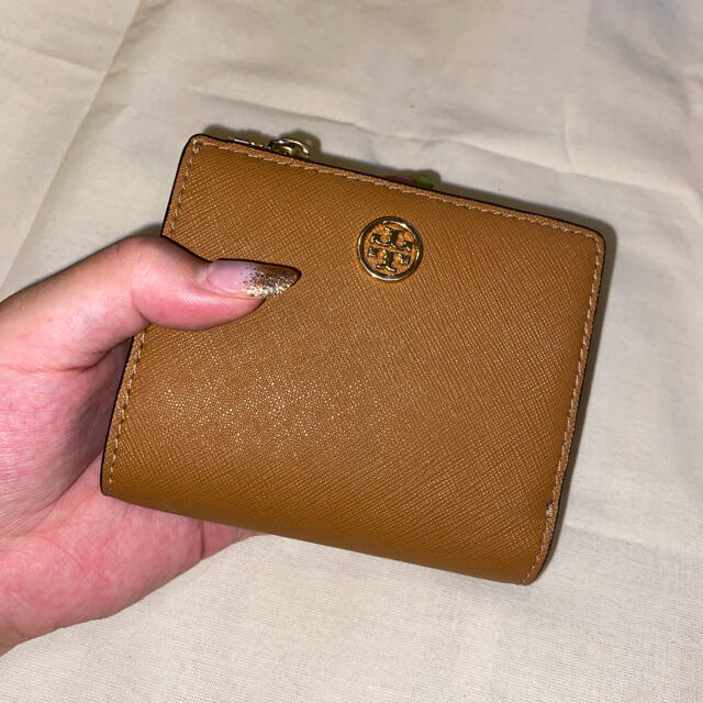 Tory Burch(トリーバーチ)のトリーバーチ　二つ折り財布【限定値下げ】 レディースのファッション小物(財布)の商品写真