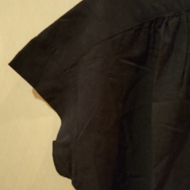 MUJI (無印良品)(ムジルシリョウヒン)のM-Lフレンチスリーブブラウス　  黒 レディースのトップス(シャツ/ブラウス(半袖/袖なし))の商品写真