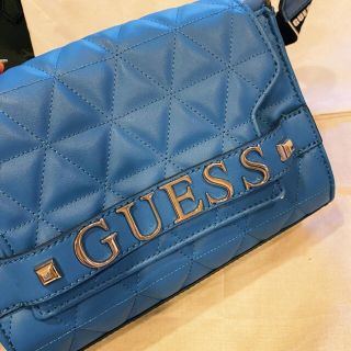 ゲス(GUESS)のGUESS ショルダーバッグ【最終値下げ】(ショルダーバッグ)