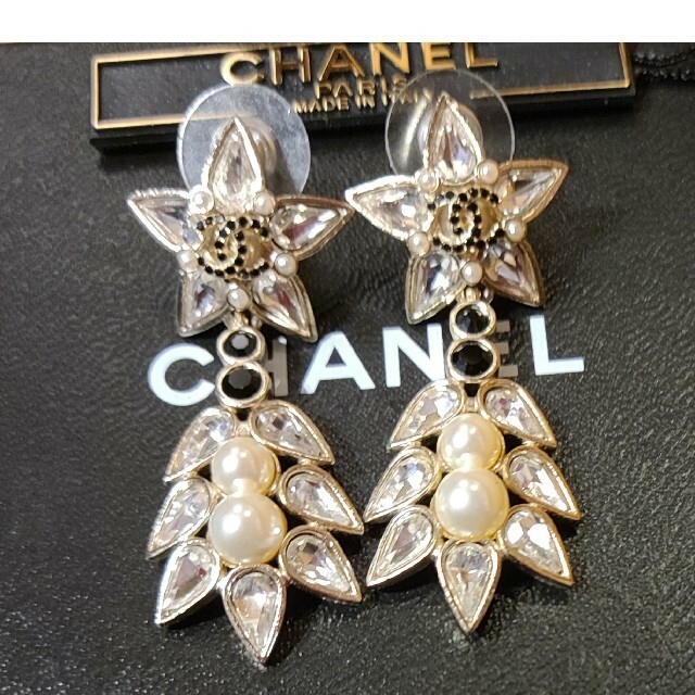 CHANELピアス　新品未使用品