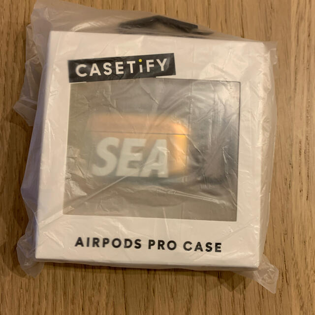 SEA(シー)の新品未使用 wind and sea AirPods Pro Case ケース スマホ/家電/カメラのスマホアクセサリー(その他)の商品写真