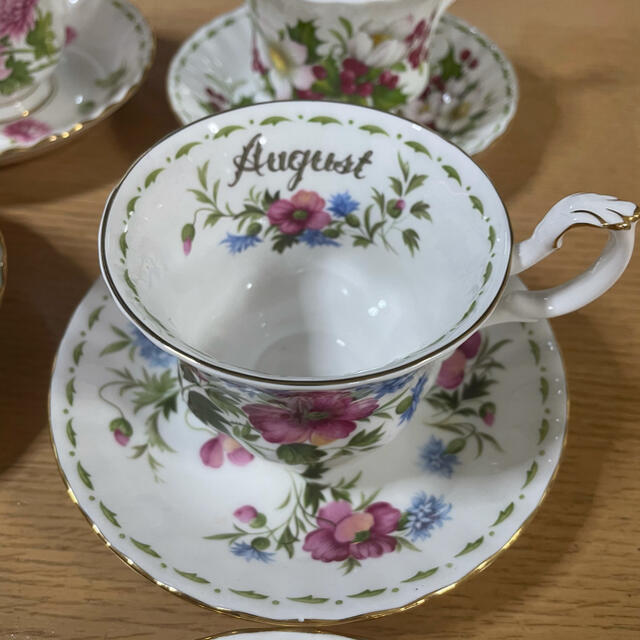 ROYAL ALBERT(ロイヤルアルバート)のロイヤルアルバート 珈琲カッブ 誕生月  ティースプーン インテリア/住まい/日用品のキッチン/食器(食器)の商品写真