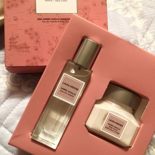 ローラメルシエ(laura mercier)のローラ　メルシエ　プティ　コレクシオン　アンバーバニラ(香水(女性用))