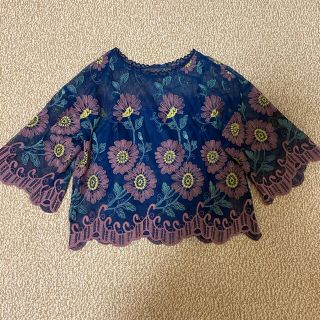 ダブルクローゼット(w closet)のw closet お花柄半袖　（値下げしました！）(Tシャツ(半袖/袖なし))