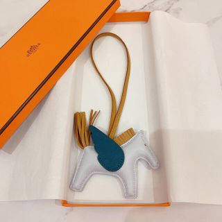 エルメス(Hermes)の新品　HERMESエルメスロデオペガサスチャームRODEO PEGASE PM (バッグチャーム)