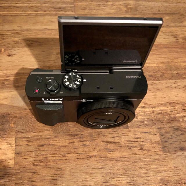 Panasonic(パナソニック)のDC-TZ90-S スマホ/家電/カメラのカメラ(コンパクトデジタルカメラ)の商品写真